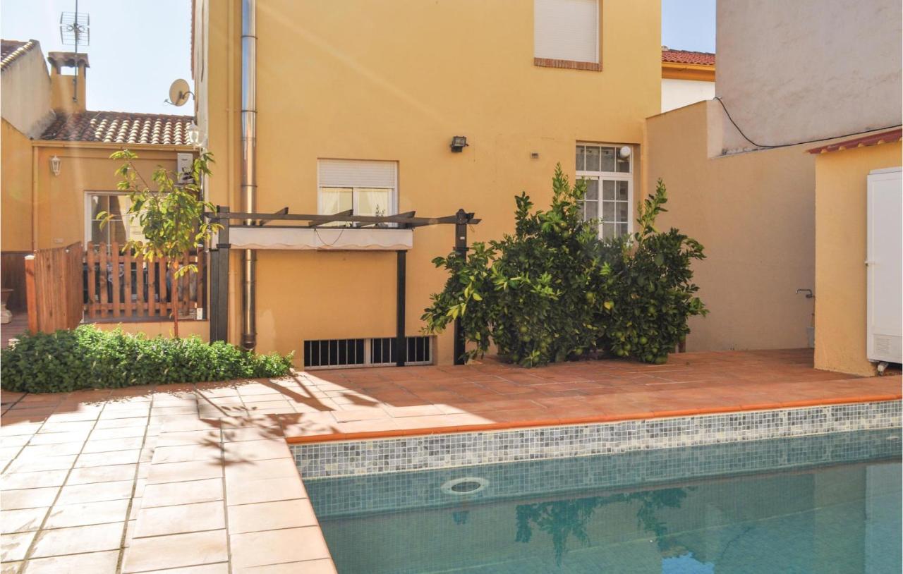 Cozy Home In Olivares With Outdoor Swimming Pool מראה חיצוני תמונה