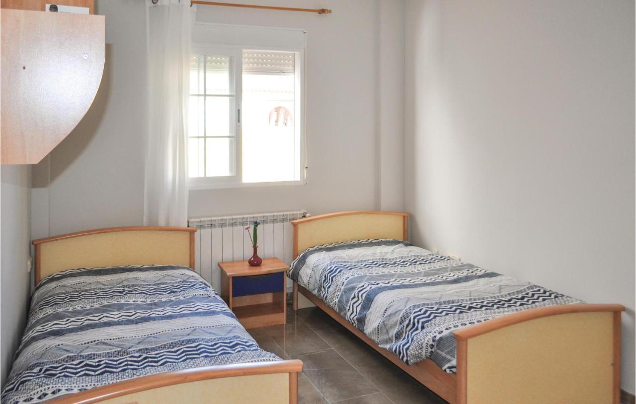 Cozy Home In Olivares With Outdoor Swimming Pool מראה חיצוני תמונה