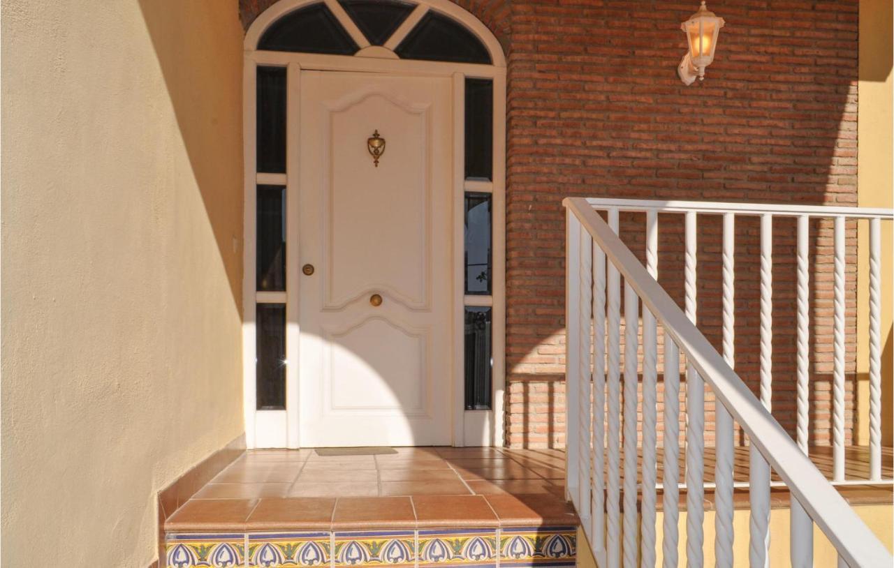 Cozy Home In Olivares With Outdoor Swimming Pool מראה חיצוני תמונה